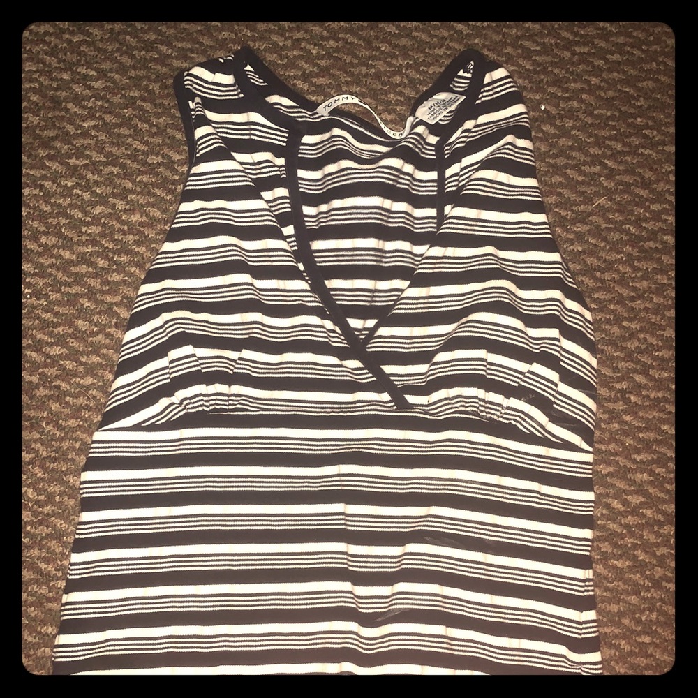 B & W Tommy Hilfiger tank top.